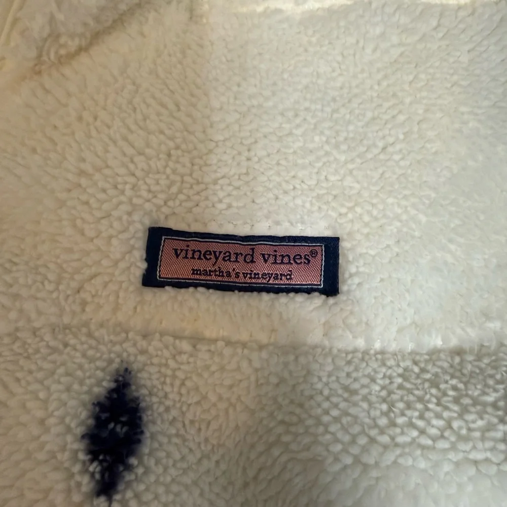 Never Worn! Vineyard Vines Women’s Fair Isle Quarter Zip Lush Teddy Shep Shirt - Picture 6 of 7